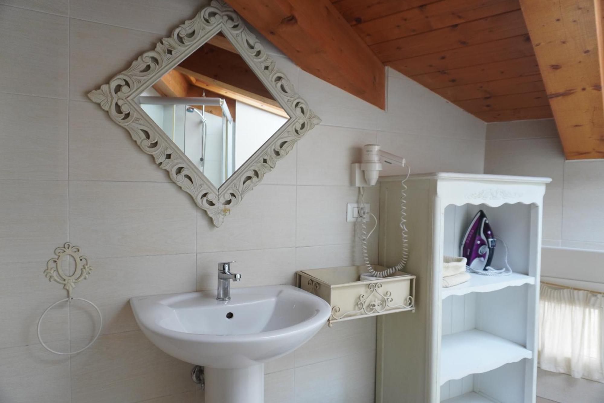 Trauner Rooms Collection Триест Екстериор снимка